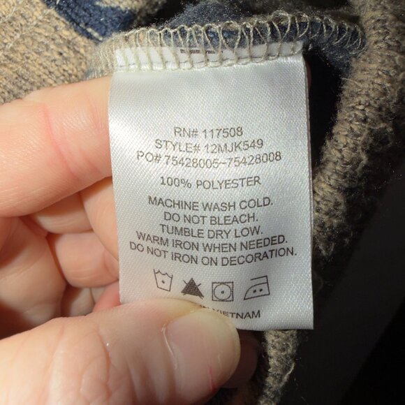 Junk Food Aztec Southwest Cardigan Sweater Size M Button Front Knit Jacket - Picture 7 of 8